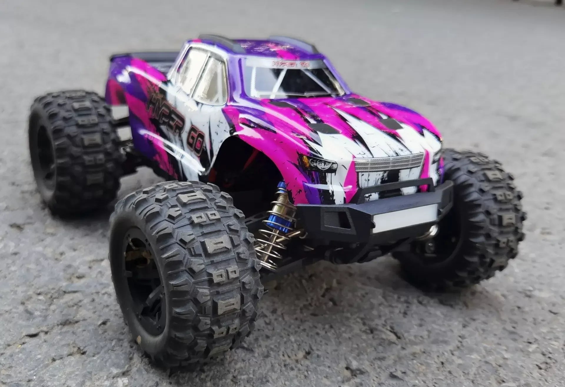 MJX Hyper Go 16208 Brushless RC Car – 1/16 Scale 4WD Pickup Truck
